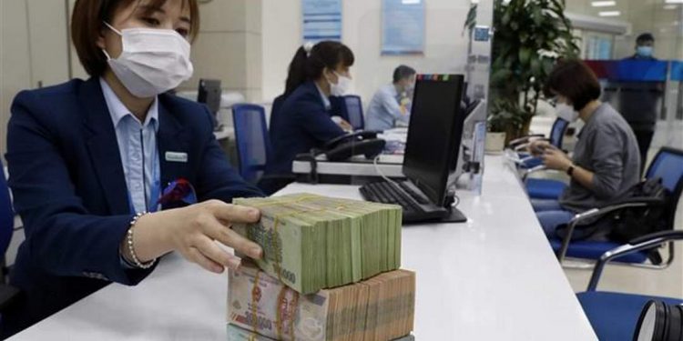 Gửi tiền lãi là cách đầu tư thông minh