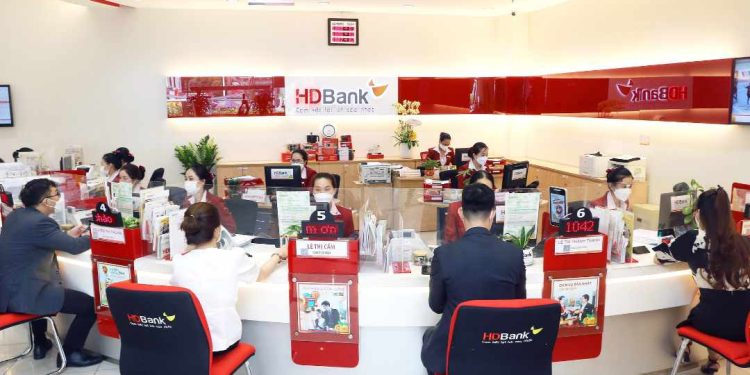 Ngân hàng với nhiều thành tựu trong ngành