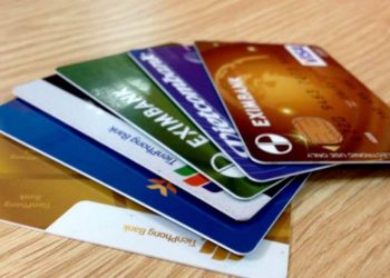 Thẻ ngân hàng được sử dụng rất phổ biến hiện nay