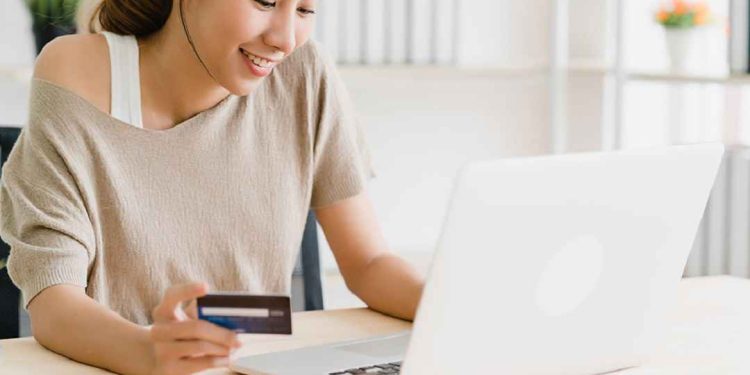 Lợi Ích Khi Làm Thẻ ATM Online