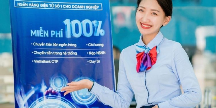 Lãi suất gửi tiết kiệm ngân hàng VietinBank cao nhất 7.4%
