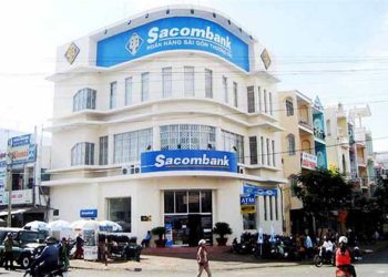 So sánh dịch vụ của Sacombank và Vietcombank